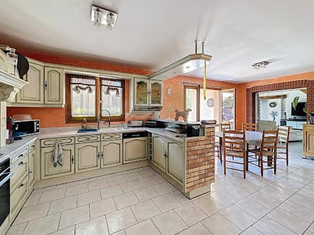 Vente Maison 9 pièces 260 m2 Vic en Bigorre