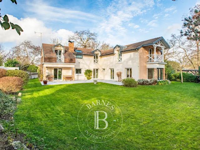 Vente Maison 9 pièces 261.7 m2 Le Vésinet
