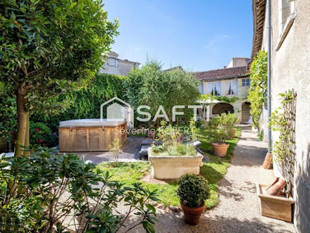 Vente Maison 9 pièces 263 m2 Loudun