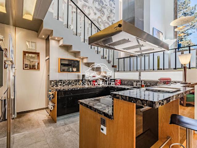 Vente Maison 9 pièces 274 m2 Lyon 9ème
