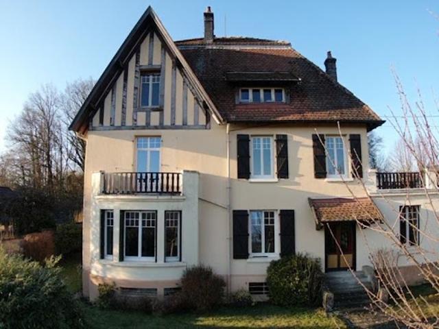 Vente Maison 9 pièces 275 m2 Fougerolles