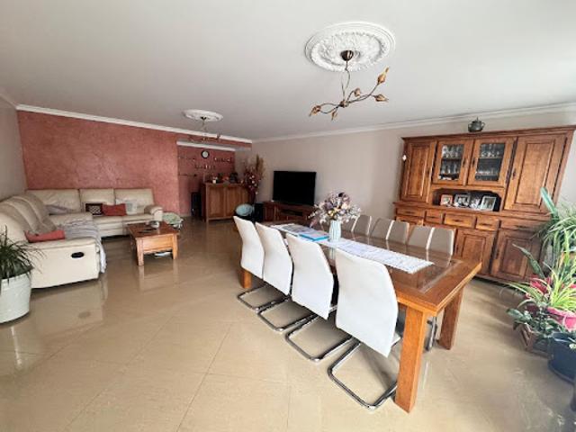 Vente Maison 9 pièces 275 m2 Villeneuve Saint Germain