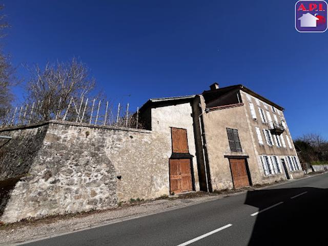Vente Maison 9 pièces 277 m2 Foix