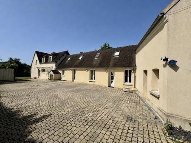 Vente Maison 9 pièces 279 m2 Jouy sous Thelle