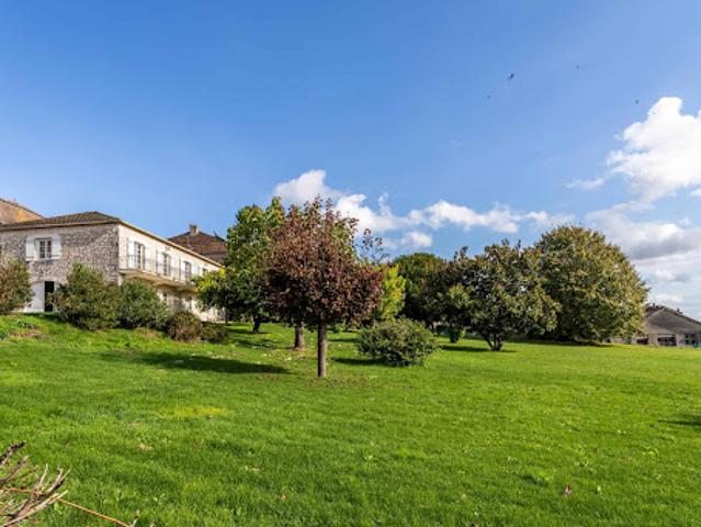 Vente Maison 9 pièces 270 m2 Monflanquin