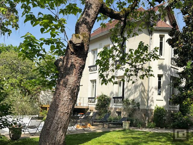 Vente Maison 9 pièces 270 m2 Chalon sur saone