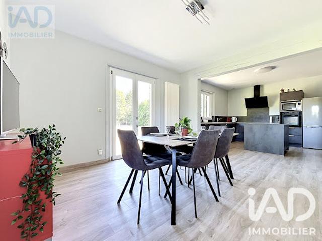 Vente Maison 9 pièces 270 m2 Courtisols