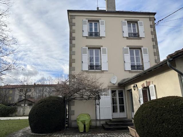 Vente Maison 9 pièces 270 m2 Issoire