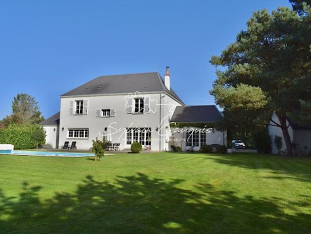 Vente Maison 9 pièces 270 m2 Sully sur Loire