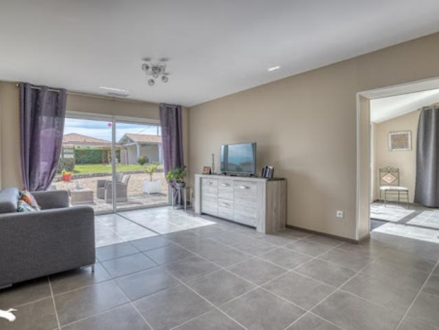 Vente Maison 9 pièces 270 m2 Saint Avit
