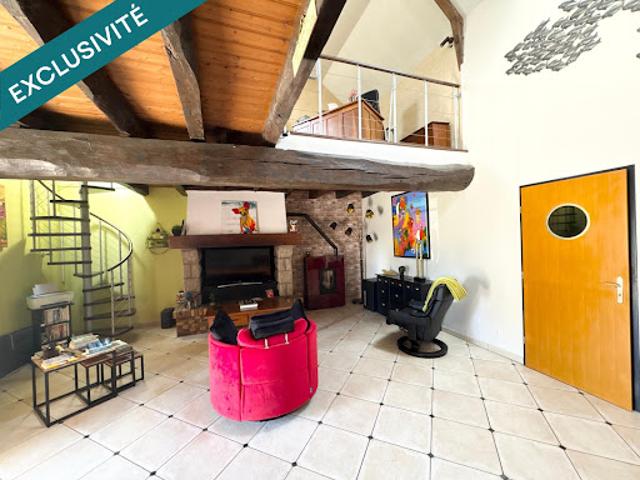 Vente Maison 9 pièces 270 m2 Saint Dolay