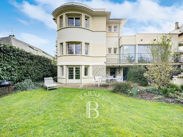 Vente Maison 9 pièces 271.16 m2 Versailles