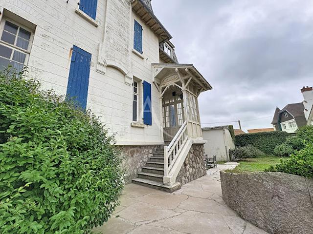 Vente Maison 9 pièces 272 m2 Ambleteuse