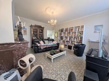 Vente Maison 9 pièces 272.11 m2 Naujan et Postiac