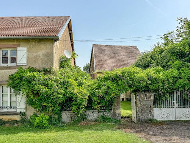 Vente Maison 9 pièces 280 m2 Vesoul