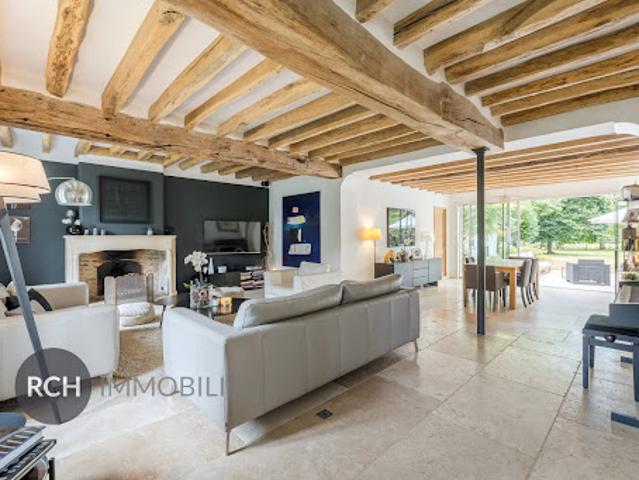 Vente Maison 9 pièces 285 m2 Orgerus