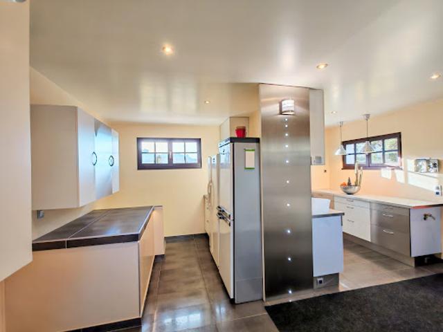 Vente Maison 9 pièces 285 m2 Groisy