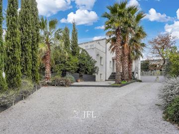 Vente Maison 9 pièces 285 m2 Saint Jean