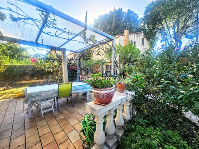 Vente Maison 9 pièces 286 m2 Marseille 9ème