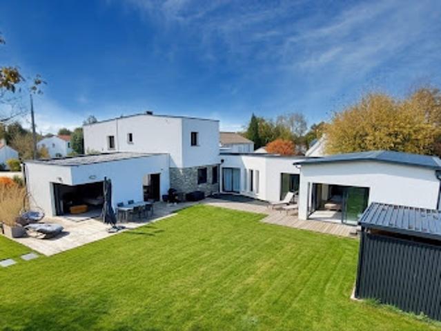 Vente Maison 9 pièces 287.63 m2 Mauves sur Loire