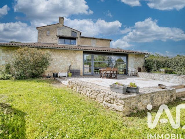 Vente Maison 9 pièces 289 m2 Virelade