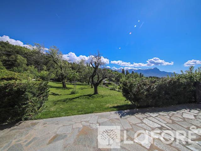 Vente Maison 9 pièces 289.2 m2 Embrun