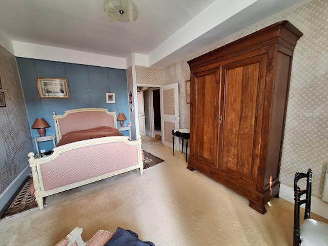 Vente Maison 7 pièces 205 m2 Cerilly