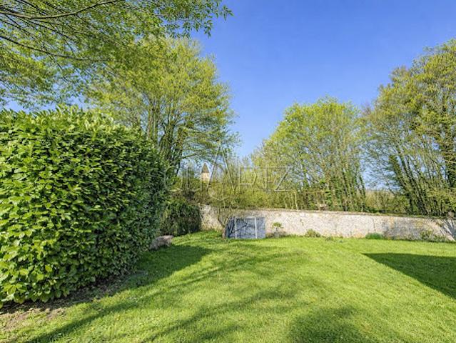 Vente Maison 9 pièces 280 m2 Frémainville
