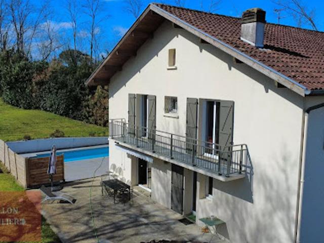 Vente Maison 9 pièces 280 m2 Habas