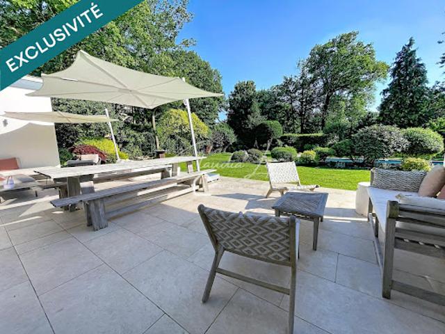 Vente Maison 9 pièces 280 m2 Le Chesnay Rocquencourt