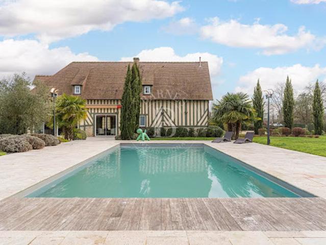 Vente Maison 9 pièces 280 m2 Saint Etienne la Thillaye