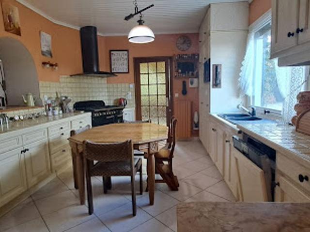 Vente Maison 9 pièces 280 m2 Saint Hilaire les Andrésis