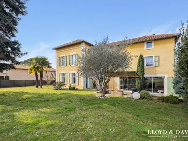 Vente Maison 9 pièces 280 m2 Vienne