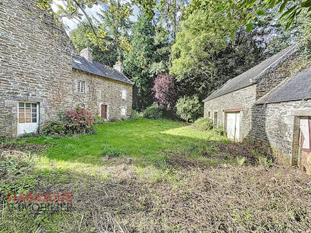 Vente Maison 9 pièces 281 m2 Ploudaniel
