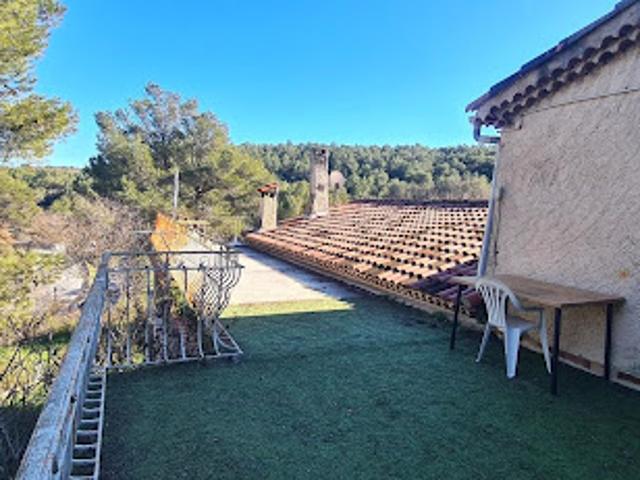 Vente Maison 9 pièces 282 m2 Cuges les Pins