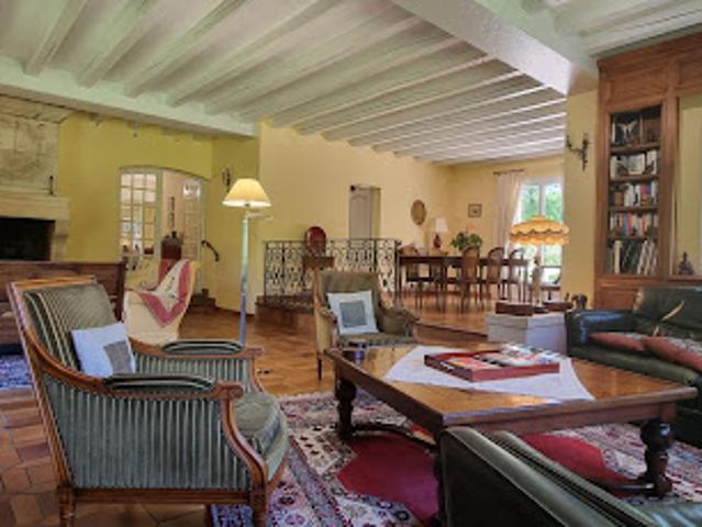 Vente Maison 9 pièces 283 m2 Dirac