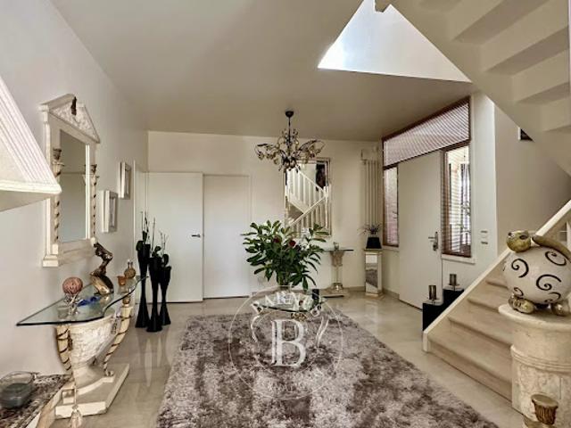 Vente Maison 9 pièces 283 m2 Etiolles