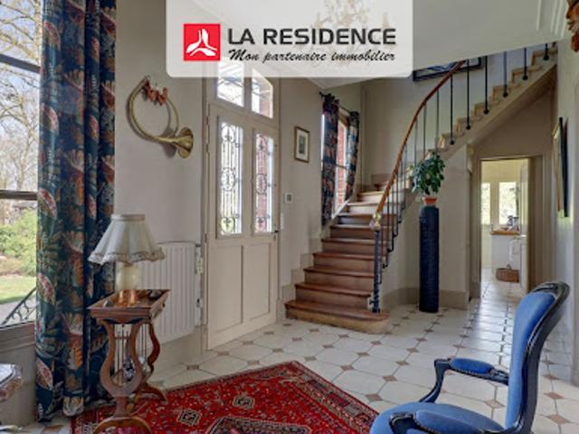 Vente Maison 9 pièces 296 m2 Etrépagny