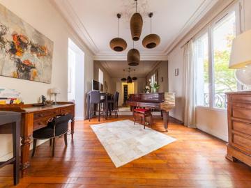Vente Maison 9 pièces 296.06 m2 Paris 14ème