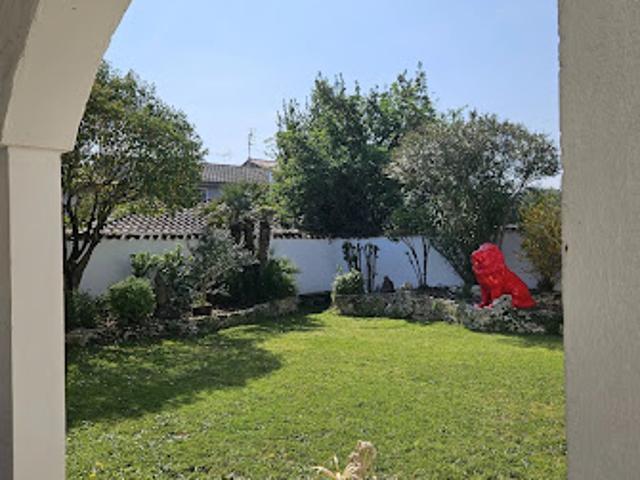 Vente Maison 9 pièces 298 m2 Merignac