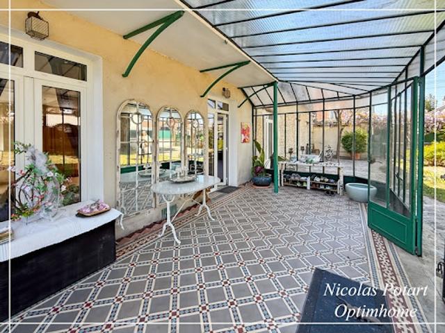 Vente Maison 9 pièces 298 m2 Compiegne