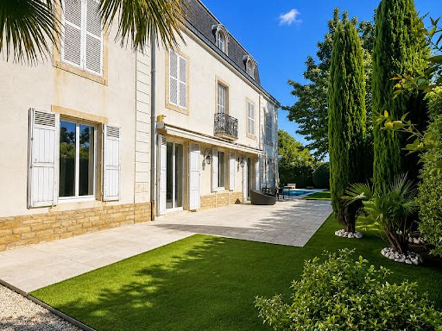 Vente Maison 9 pièces 290 m2 Dijon