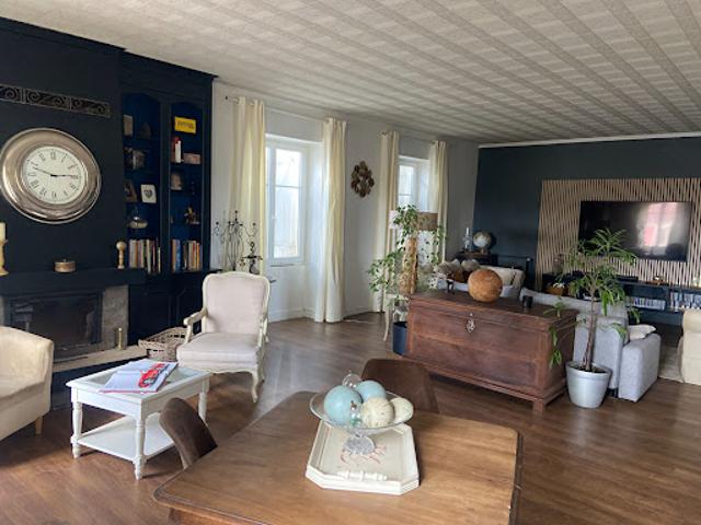 Vente Maison 9 pièces 306 m2 Germigny sur Loire