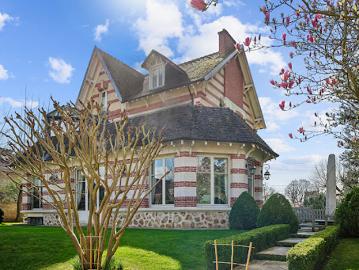Vente Maison 9 pièces 308 m2 Le Vésinet