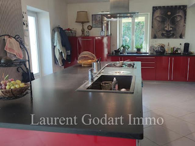 Vente Maison 9 pièces 300 m2 Casteljaloux