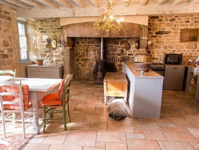 Vente Maison 9 pièces 300 m2 Le Monteil au Vicomte