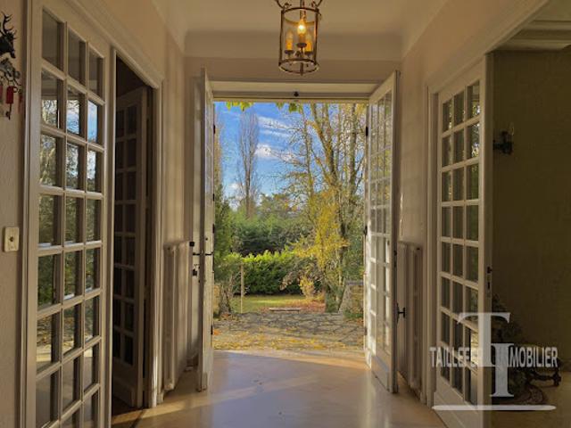 Vente Maison 9 pièces 300 m2 Trélissac