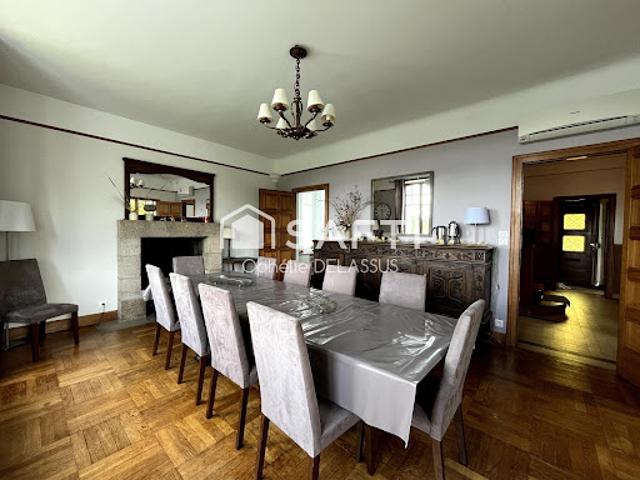 Vente Maison 9 pièces 300 m2 Uzerche