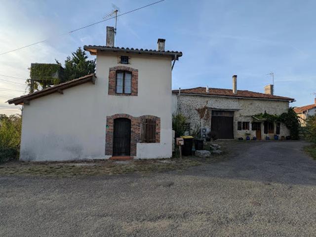 Vente Maison 9 pièces 300.5 m2 Saint Laurent de Céris