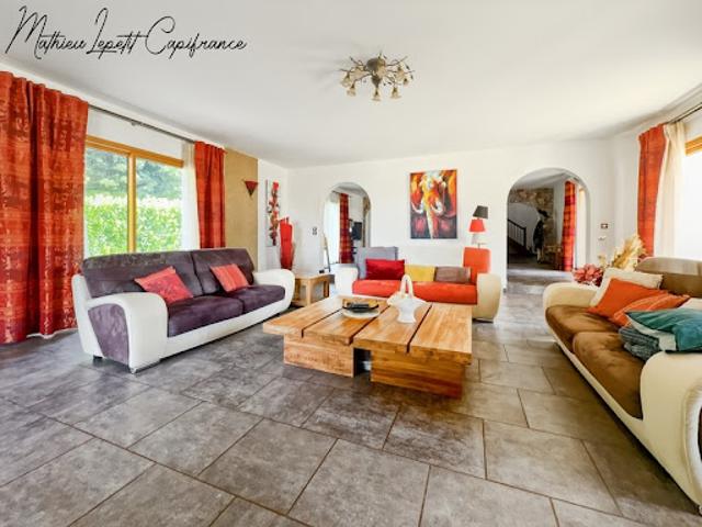 Vente Maison 9 pièces 315 m2 Saint Pierre de Côle